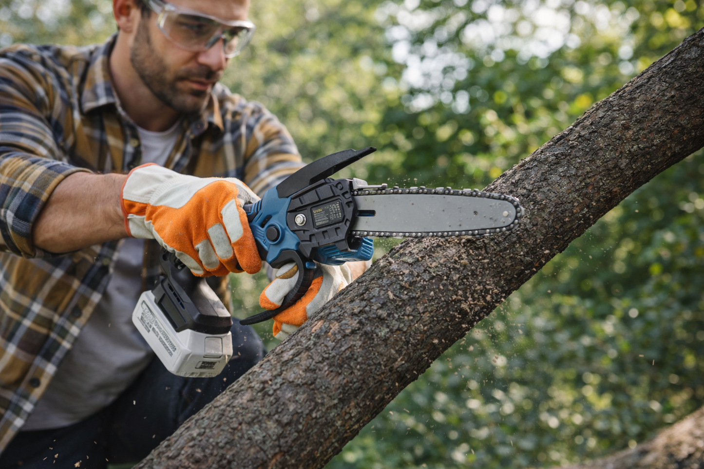 Motosega Elettrica a Batteria 48V 8 Pollici, Mini Motosega Portatile con 2 Batterie Ricaricabili, Sega a Catena per Potatura e Taglio Legna